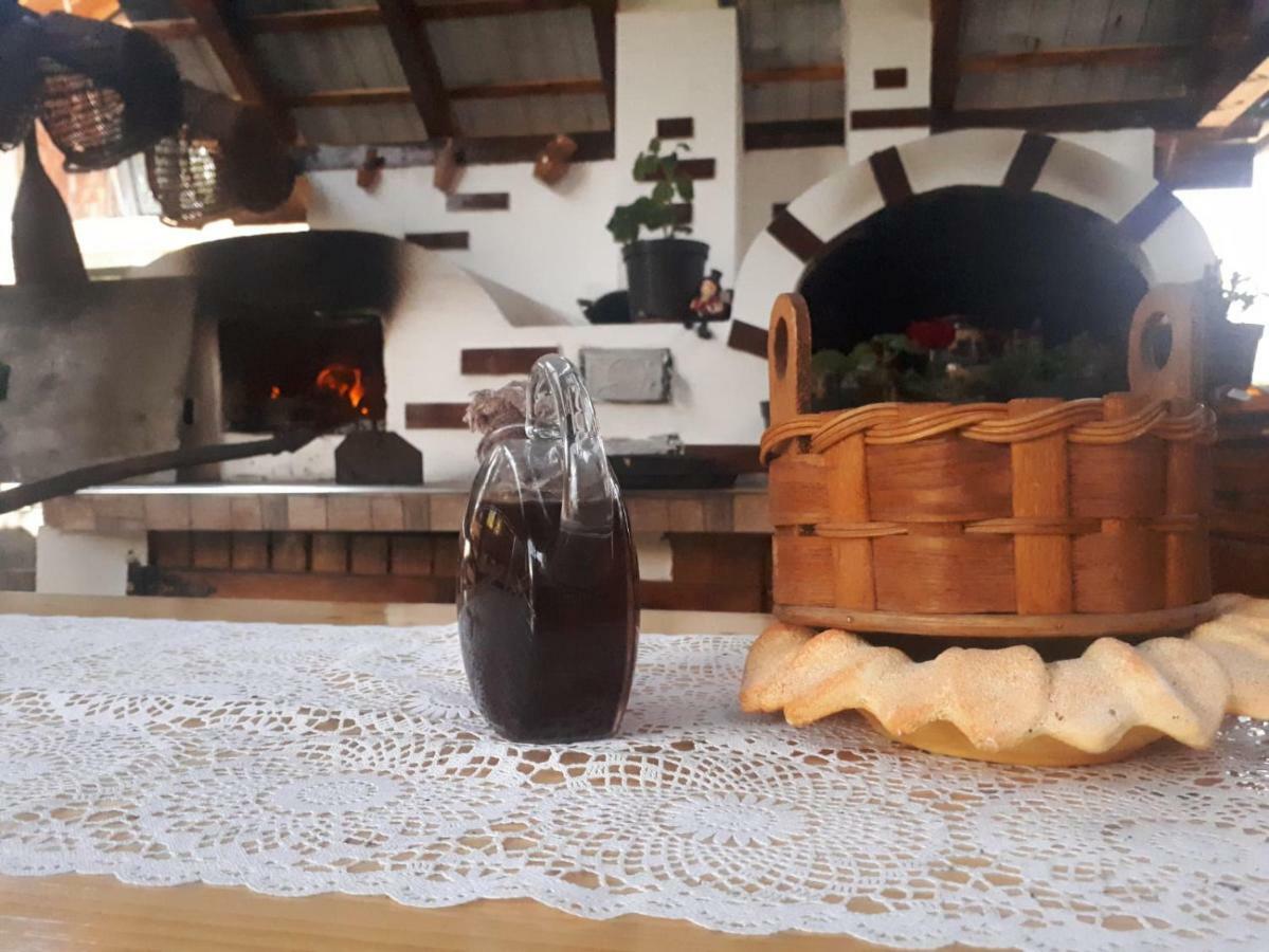 Pensiunea Casa Godja Valeni  Экстерьер фото